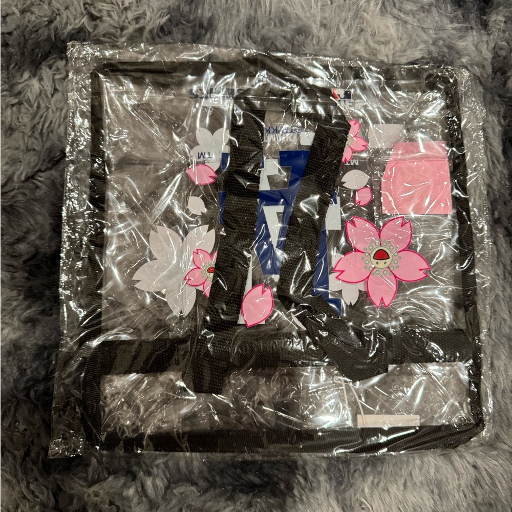 Takashi Murakami x MLB World Tour Tokyo Series Dodgers Limited Stadium Tote Bag - Picture 2 of 3